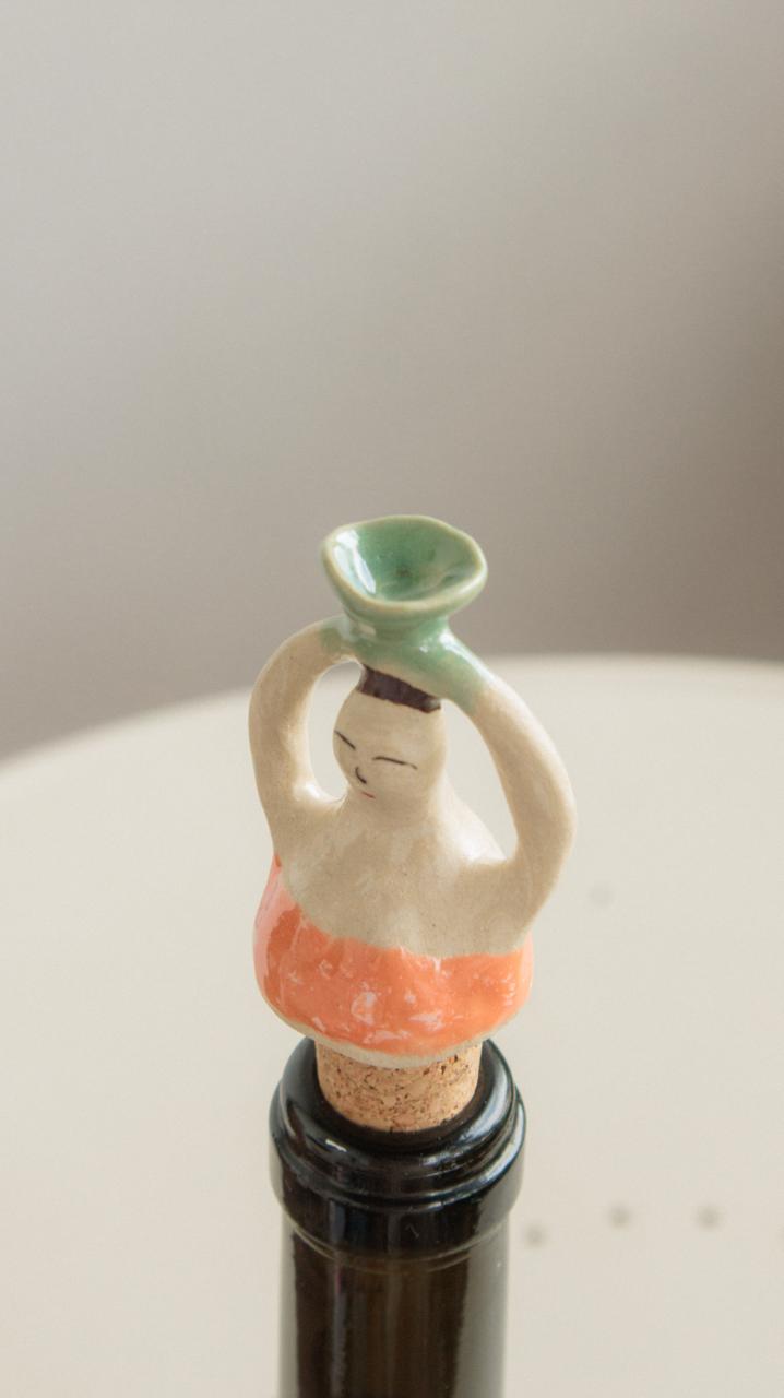 Decorative Ceramic Wine Stopper - Peach Woman